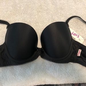 Freya Deco black moulded plunge bra 28D